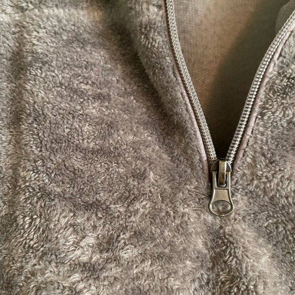 Pink Lily Pullover - Picture 3 of 4